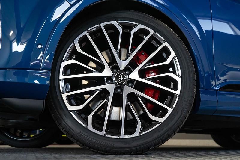 Neu Audi SQ7 Comfort 507 PS (372 kW) 2026 Ascariblau metallic SUV