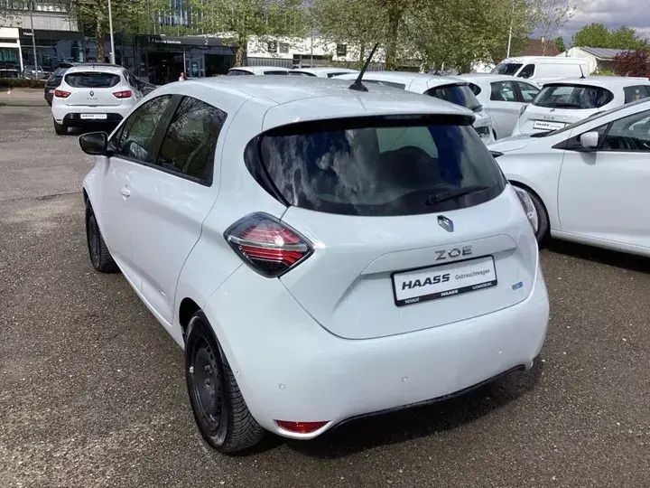 Gebraucht Renault Zoe Techno 100 kW (136 PS) 2022 Blanc glacier Kleinwagen