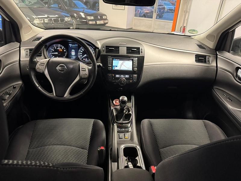 Gebraucht Nissan Pulsar Acenta 116 PS (85 kW) 2017 Weiß Limousine