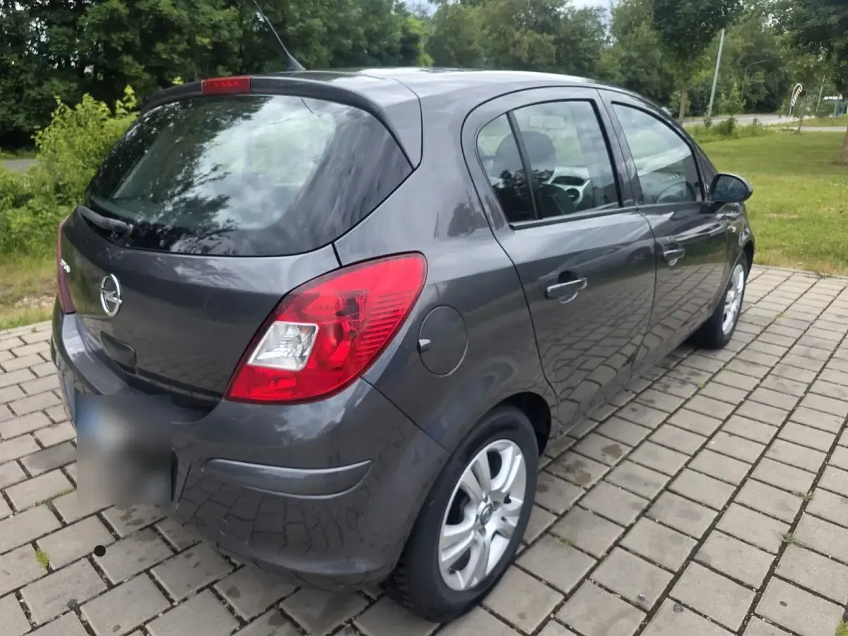 Gebraucht Opel Corsa 86 PS (63 kW) 2012 Grau Kleinwagen