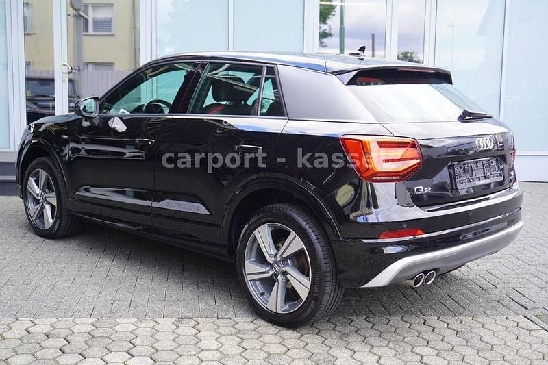 Gebraucht Audi Q2 S-Line 190 PS (139 kW) 2017 Schwarz SUV