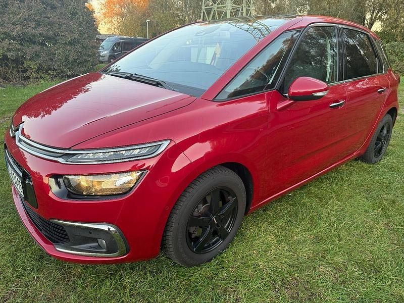 Rot Gebraucht 2016 Citroën C4 Picasso PureTech Van / Kleinbus | 9.300 € (Fairer Preis) - Bild 1/4