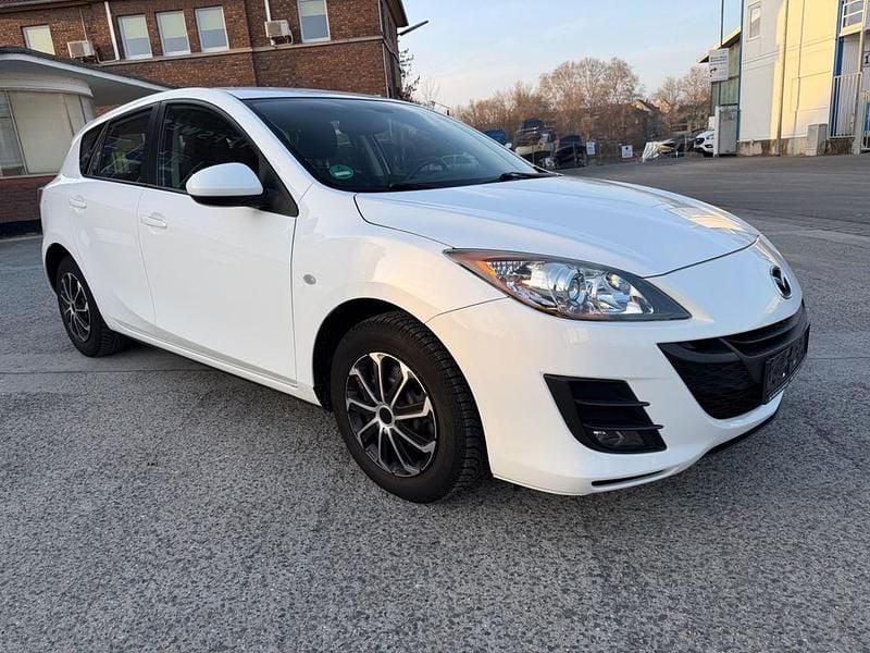 Weiß Gebraucht 2009 Mazda 3 High Limousine | 3.300 € (Guter Preis) - Bild 1/4