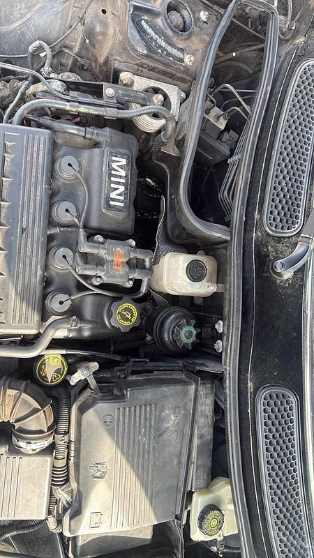 Second-hand Mini Cooper 90 CP (66 kW) 2003 Negru Hatchback