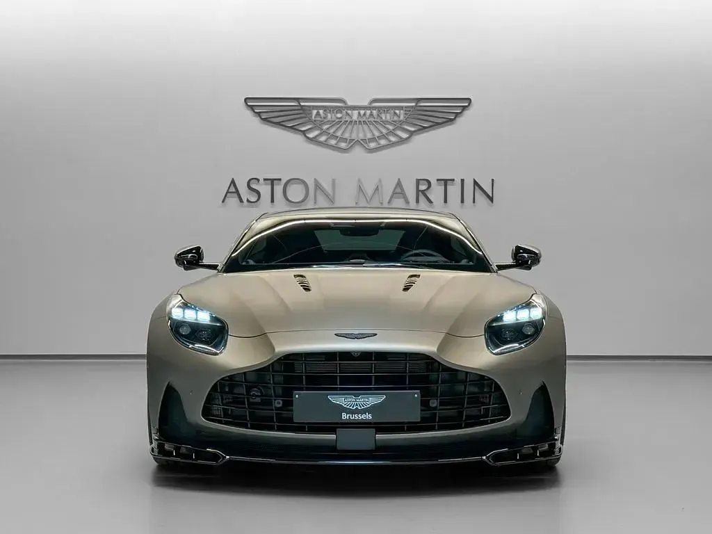 Neu Aston Martin DB12 700 PS (514 kW) 2026 Grün Coupé