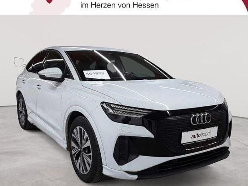 Andere Gebraucht 2022 Audi Q4 e-tron Ambiente SUV | 30.689 € (Guter Preis) - Bild 1/4