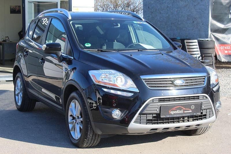 Gebraucht Ford Kuga Titanium 140 PS (102 kW) 2012 Schwarz SUV