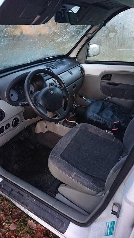 Gebraucht Renault Kangoo 84 PS (61 kW) 2005 Weiß Van / Kleinbus