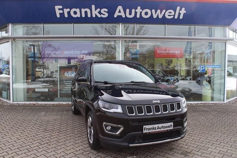 Gebraucht Jeep Compass Limited 140 PS (102 kW) 2020 Schwarz SUV