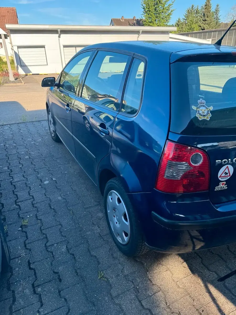 Gebraucht VW Polo 65 PS (47 kW) 2003 Blau Kleinwagen