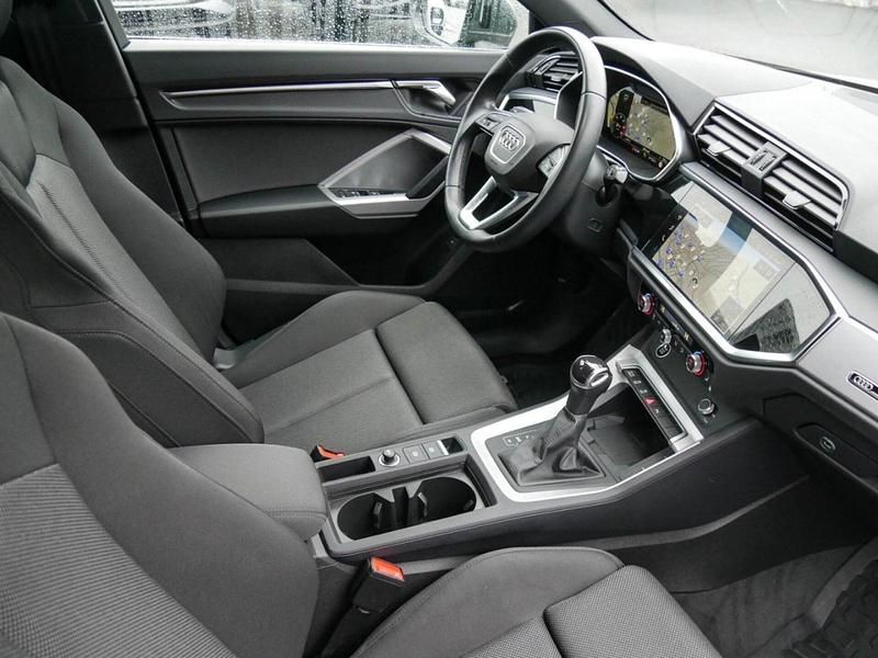 Gebraucht Audi Q3 Sportback Sport 150 PS (110 kW) 2022 Nanograu metallic SUV