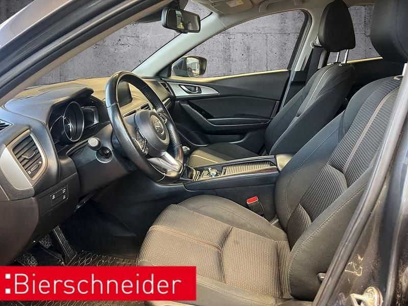 Gebraucht Mazda 3 Exclusive-Line 120 PS (88 kW) 2017 Grau Limousine