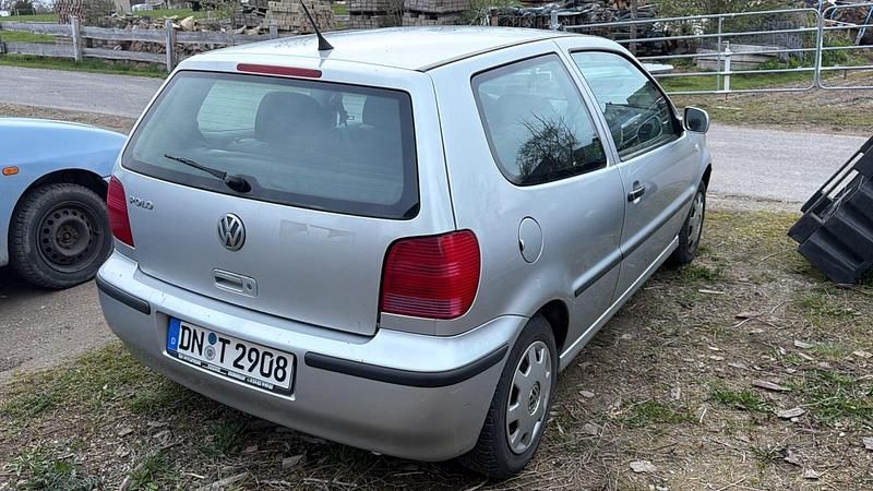 Gebraucht VW Polo 75 PS (55 kW) 2000 Silber Kleinwagen