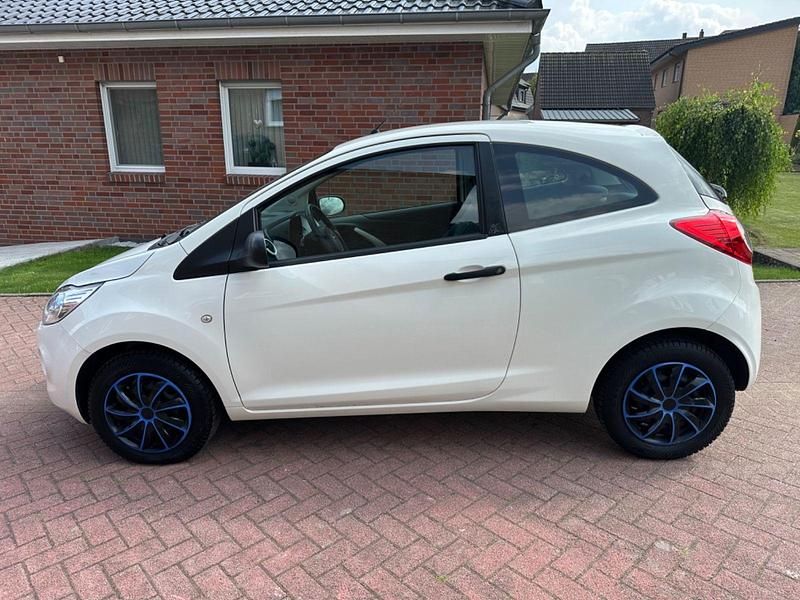 Gebraucht Ford Ka 69 PS (50 kW) 2015 Weiß Kleinwagen