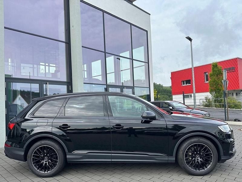 Gebraucht Audi Q7 S-Line 286 PS (210 kW) 2023 Schwarz SUV