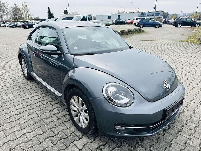 Gebraucht VW Beetle Design 160 PS (117 kW) 2013 Platinum grey metallic Kleinwagen