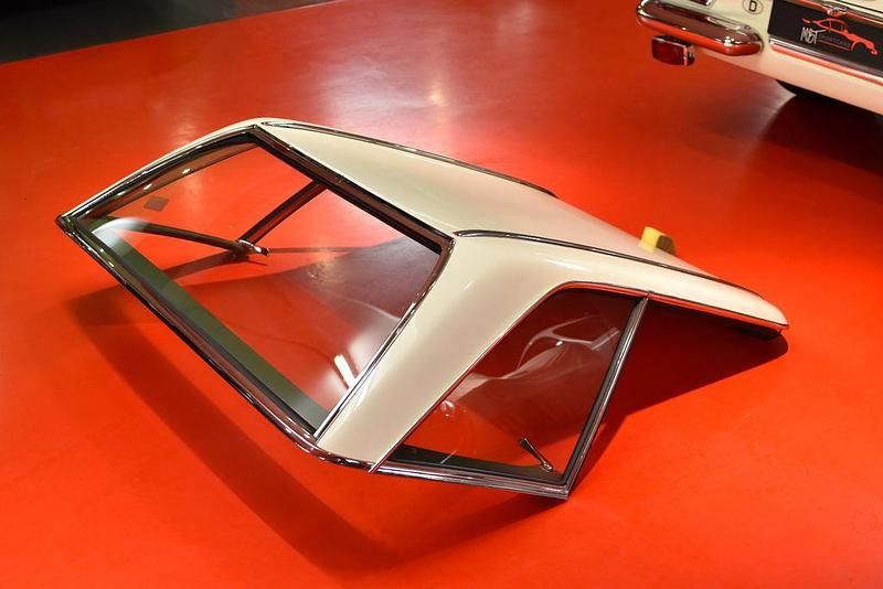 Gebraucht Mercedes 230 150 PS (110 kW) 1966 Weiß Cabrio