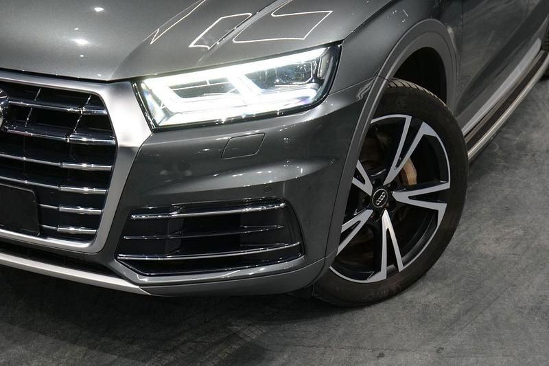 Gebraucht Audi Q5 S-Line 231 PS (169 kW) 2019 Grau SUV