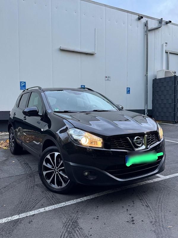 Schwarz Gebraucht 2013 Nissan Qashqai +2 SUV | 7.490 € (Fairer Preis) - Bild 1/4