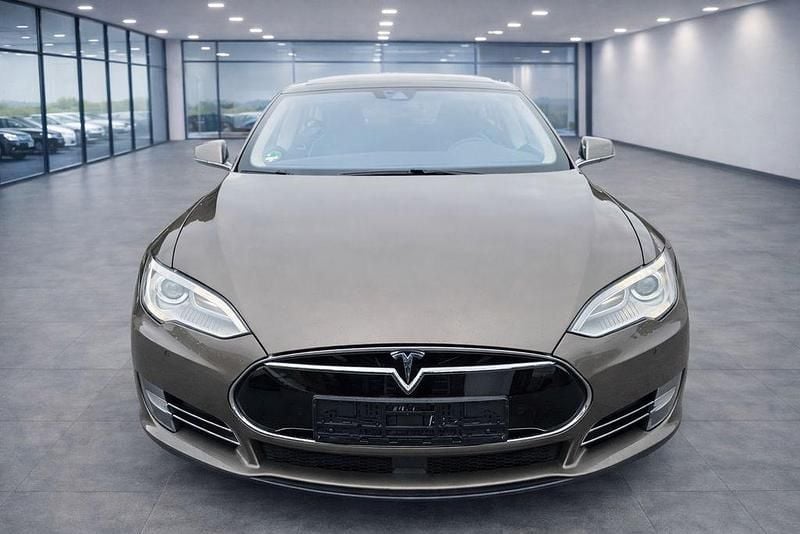 Gebraucht Tesla Model S 244 kW (332 PS) 2015 Gold Kleinwagen