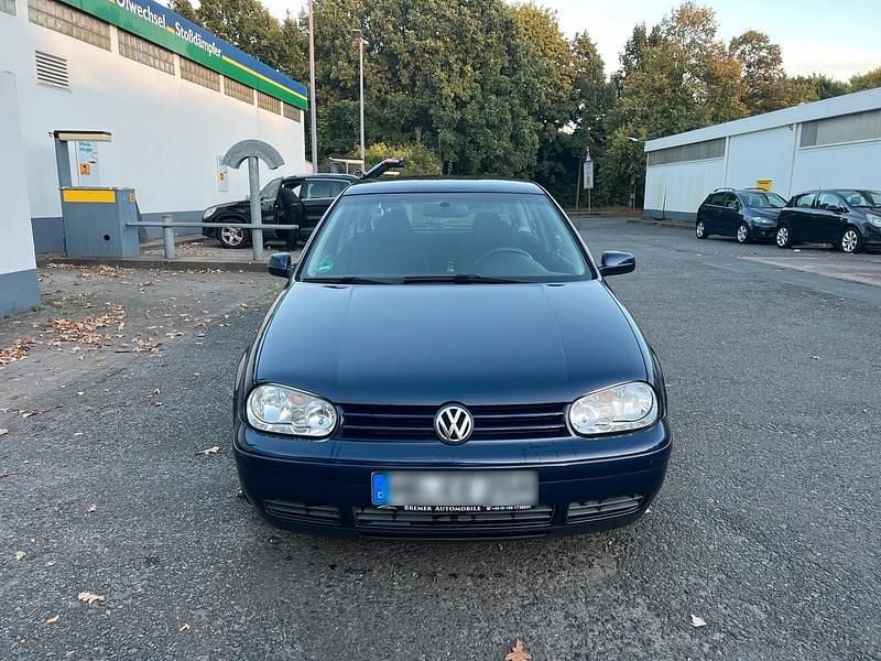 Blau Gebraucht 1999 VW Golf IV Limousine | 1.000 € (Superpreis) - Bild 1/4