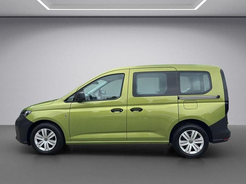 Gebraucht VW Caddy Basis 102 PS (75 kW) 2021 Golden green Van / Kleinbus