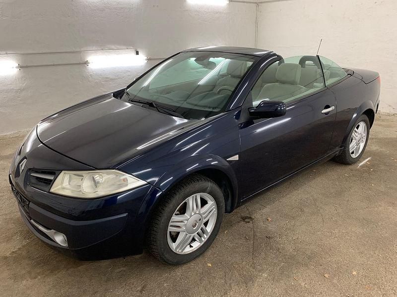 Blau Gebraucht 2009 Renault Mégane Cabriolet Exception Cabrio | 2.940 € (Fairer Preis) - Bild 1/4