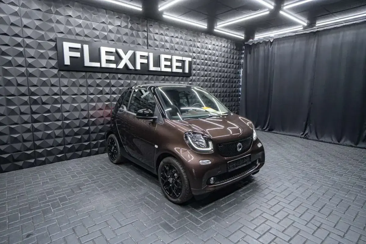 Gebraucht Smart ForTwo Cabrio 90 PS (66 kW) 2019 Tridion sicherheitszelle in bl Cabrio