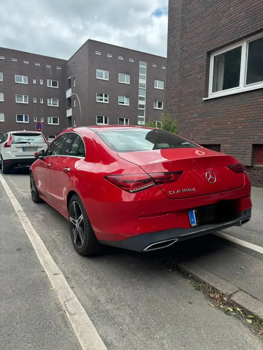 Gebraucht Mercedes CLA180 119 PS (87 kW) 2019 Rot Coupé