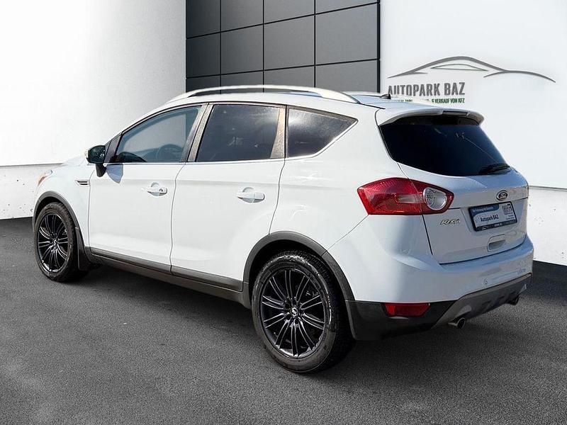 Używany Ford Kuga Titanium 200 KM (147 kW) 2012 Biały SUV