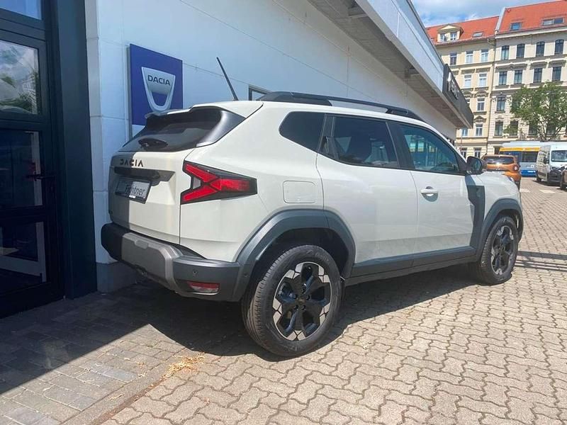 Gebraucht Dacia Duster Extreme 131 PS (96 kW) 2024 Sandsteinbeige SUV