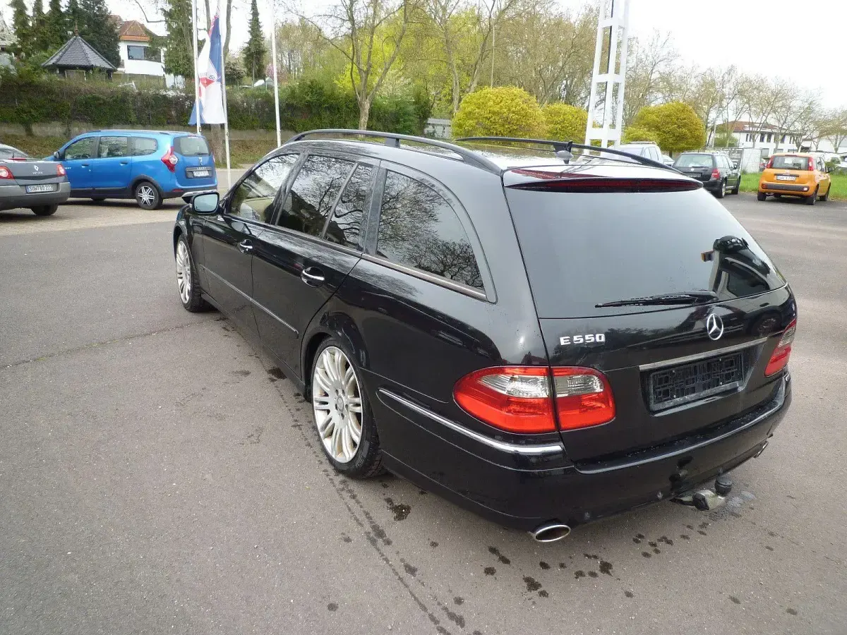 Gebraucht Mercedes E500 AMG 387 PS (284 kW) 2009 Schwarz Kombi