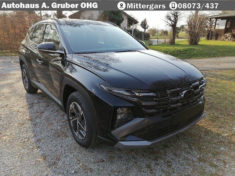 Neu Hyundai Tucson Select 150 PS (110 kW) 2026 Abyss black SUV