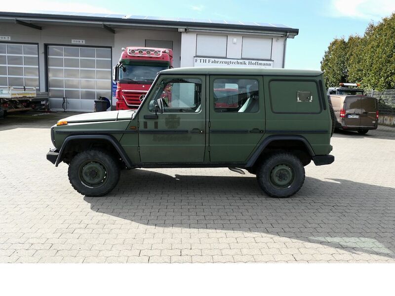 Grün Gebraucht 2008 Mercedes G280 SUV | 42.840 € (Fairer Preis) - Bild 1/4