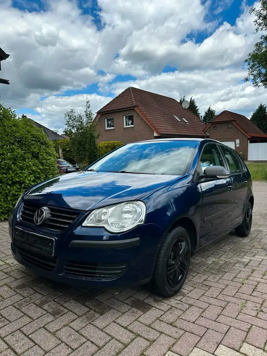 Gebraucht VW Polo 60 PS (44 kW) 2009 Blau Kleinwagen