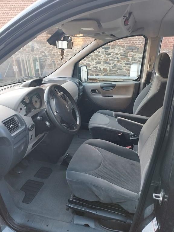 Gebraucht Citroën Jumpy 163 PS (119 kW) 2012 Grau Van / Kleinbus