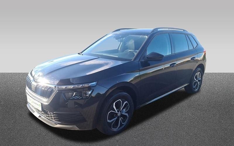 Schwarz Gebraucht 2021 Skoda Kamiq Drive SUV | 20.654 € (Guter Preis) - Bild 1/4