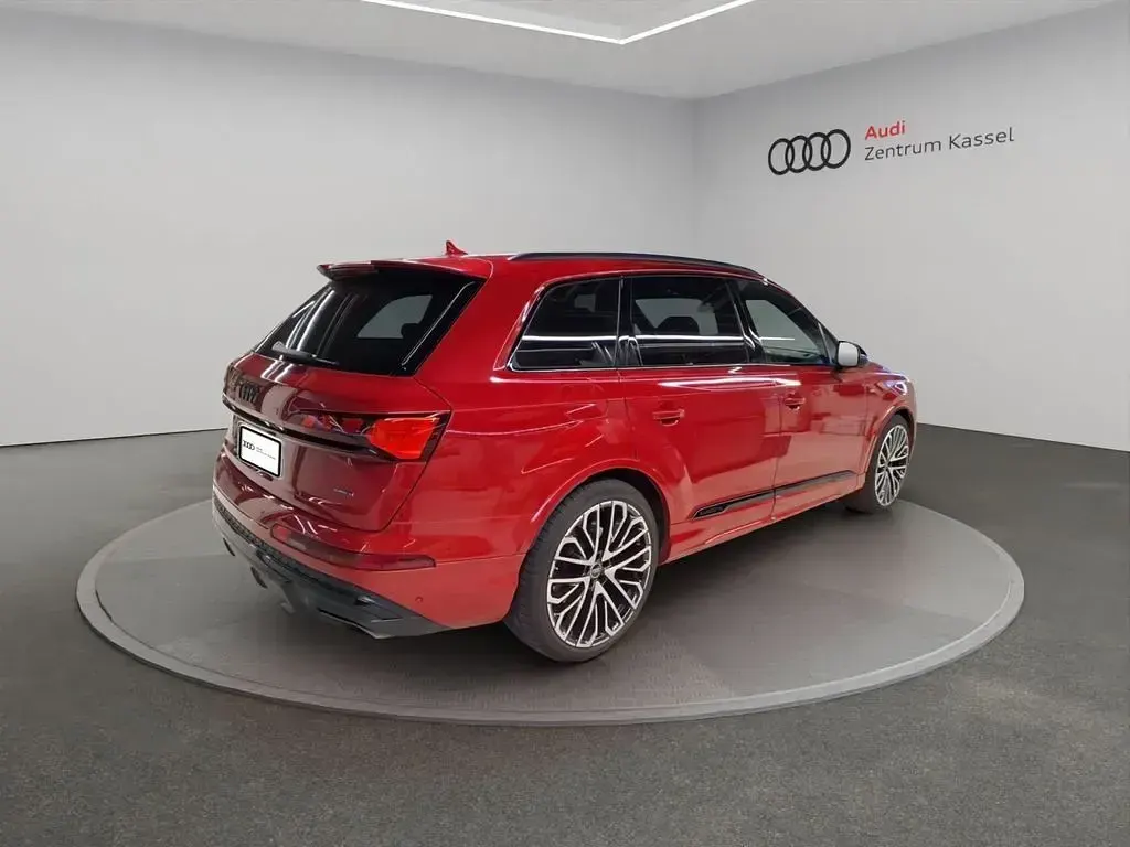Gebraucht Audi Q7 S-Line 489 PS (359 kW) 2025 Rot SUV