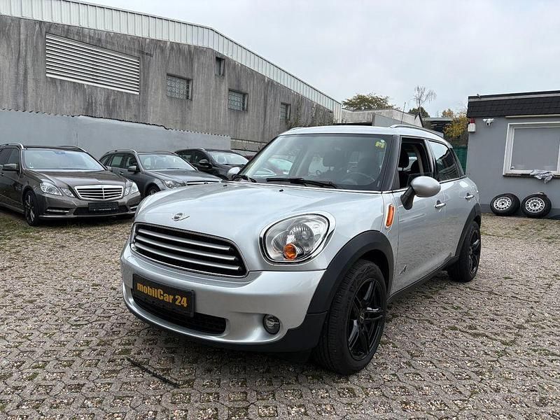 Silber Gebraucht 2012 Mini Cooper D Countryman SUV | 6.900 € (Fairer Preis) - Bild 1/4