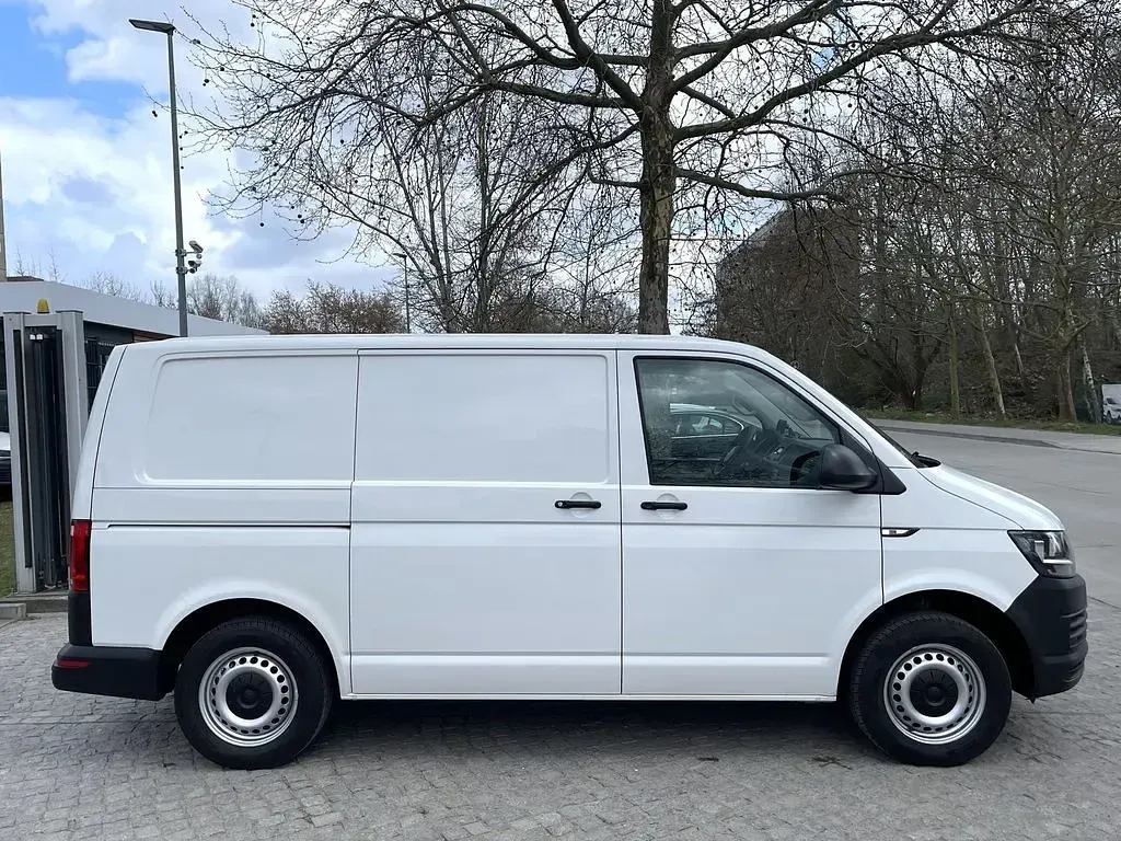 Second-hand VW Transporter 102 CP (75 kW) 2018 Alb Van