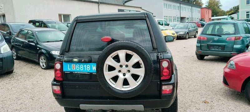 Schwarz Gebraucht 2006 Land Rover Defender SUV | 3.999 € - Bild 1/4