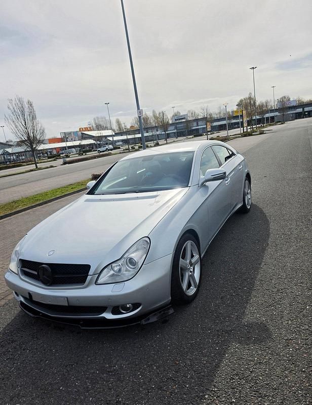 Gebraucht Mercedes CLS280 231 PS (169 kW) 2009 Grau Limousine