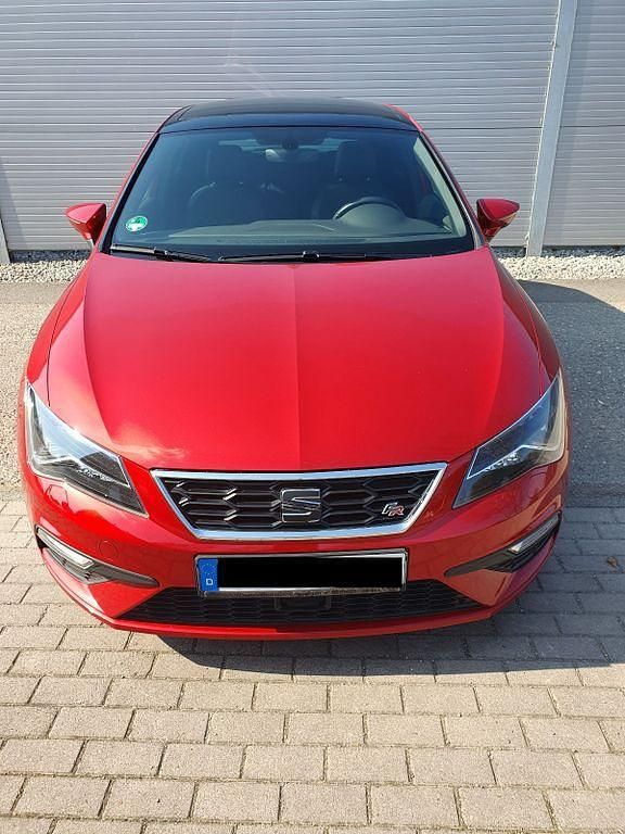 Gebraucht Seat Leon FR 150 PS (110 kW) 2018 Rot Limousine