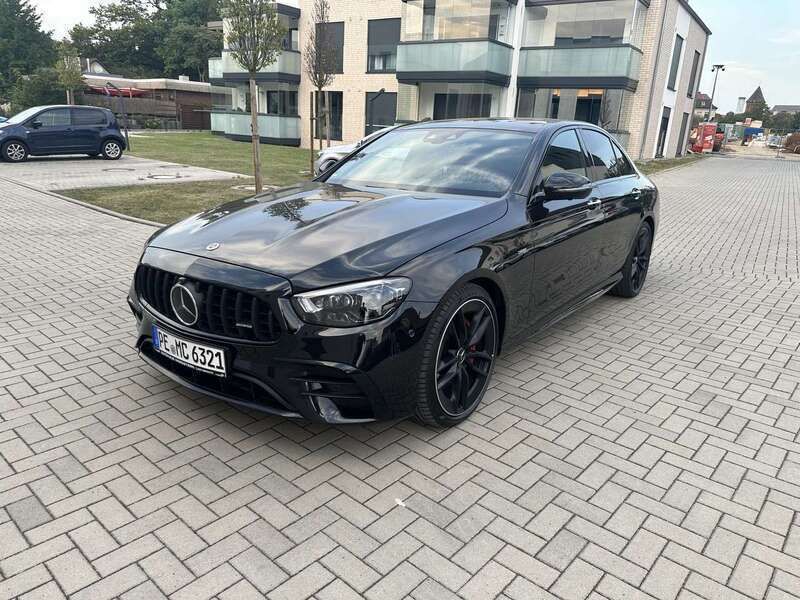 Schwarz Gebraucht 2021 Mercedes E53 AMG AMG Limousine | 55.900 € (Teuer) - Bild 1/4