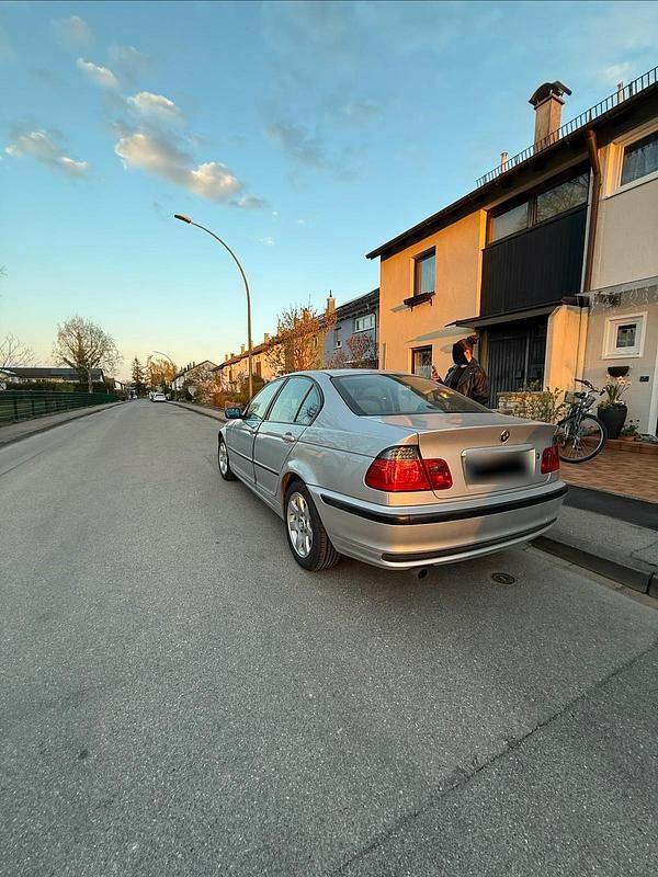 Gebraucht BMW 316 105 PS (77 kW) 2000 Silber Limousine