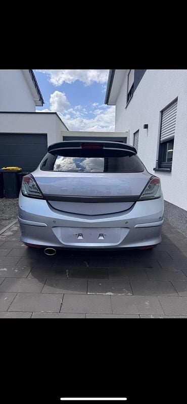 Gebraucht Opel Astra GTC 105 PS (77 kW) 2005 Grau Coupé