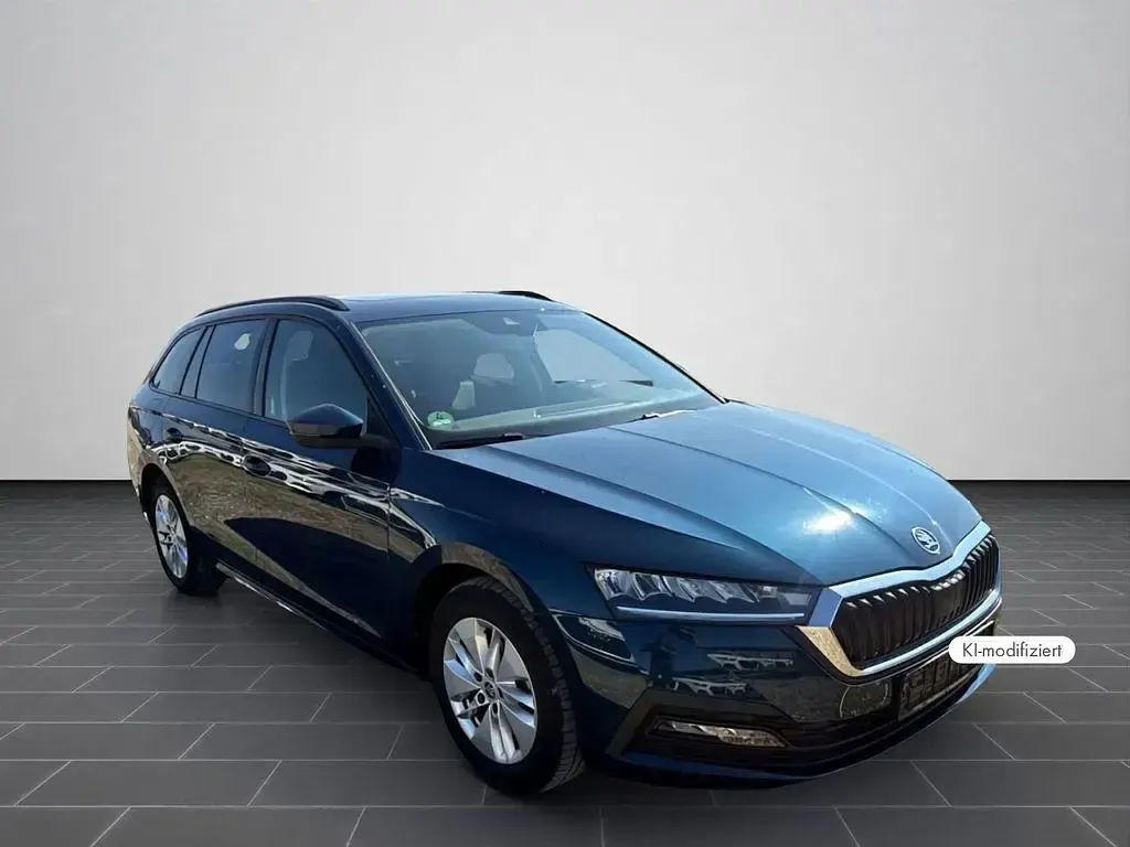 Gebraucht Skoda Octavia Ambition 116 PS (85 kW) 2023 Lavablau metallic (metallic) Limousine