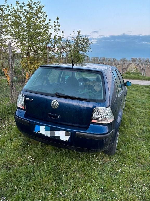 Gebraucht VW Golf IV Edition 75 PS (55 kW) 2001 Blau Limousine