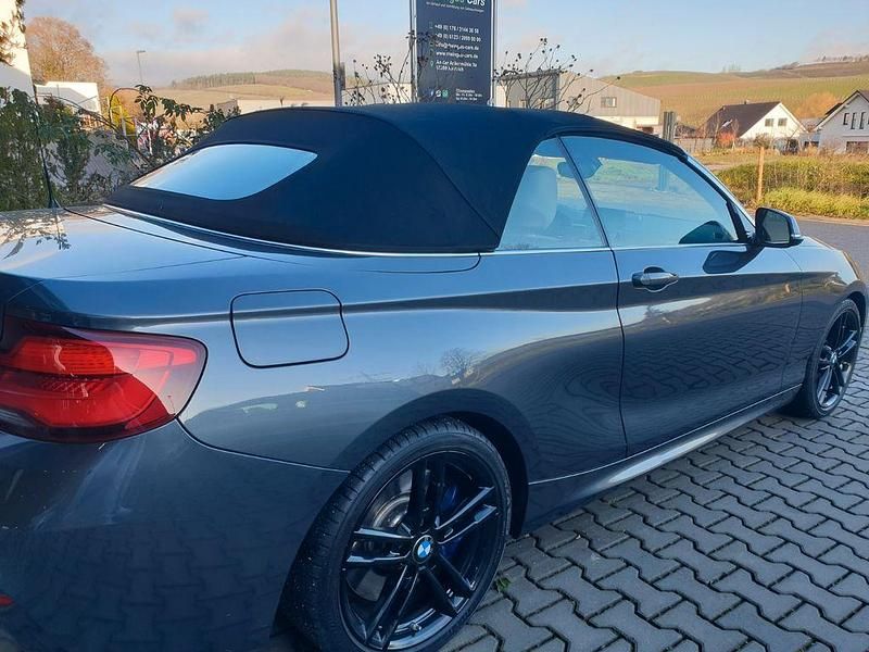 Schwarz Gebraucht 2018 BMW M240 M Sport Cabrio | 30.600 € (Guter Preis) - Bild 1/4