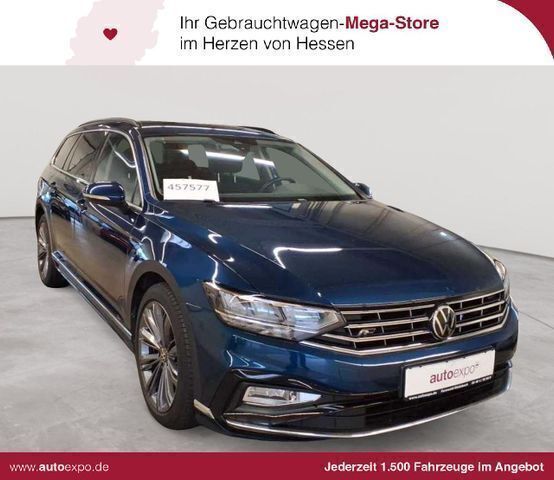 Blau Gebraucht 2022 VW Passat Kombi | 20.389 € (Fairer Preis) - Bild 1/4